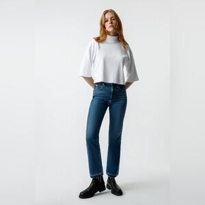 AMO Bella Crop Jeans in Crush 28